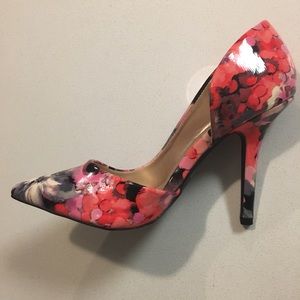 Artsy floral red multicolor heels